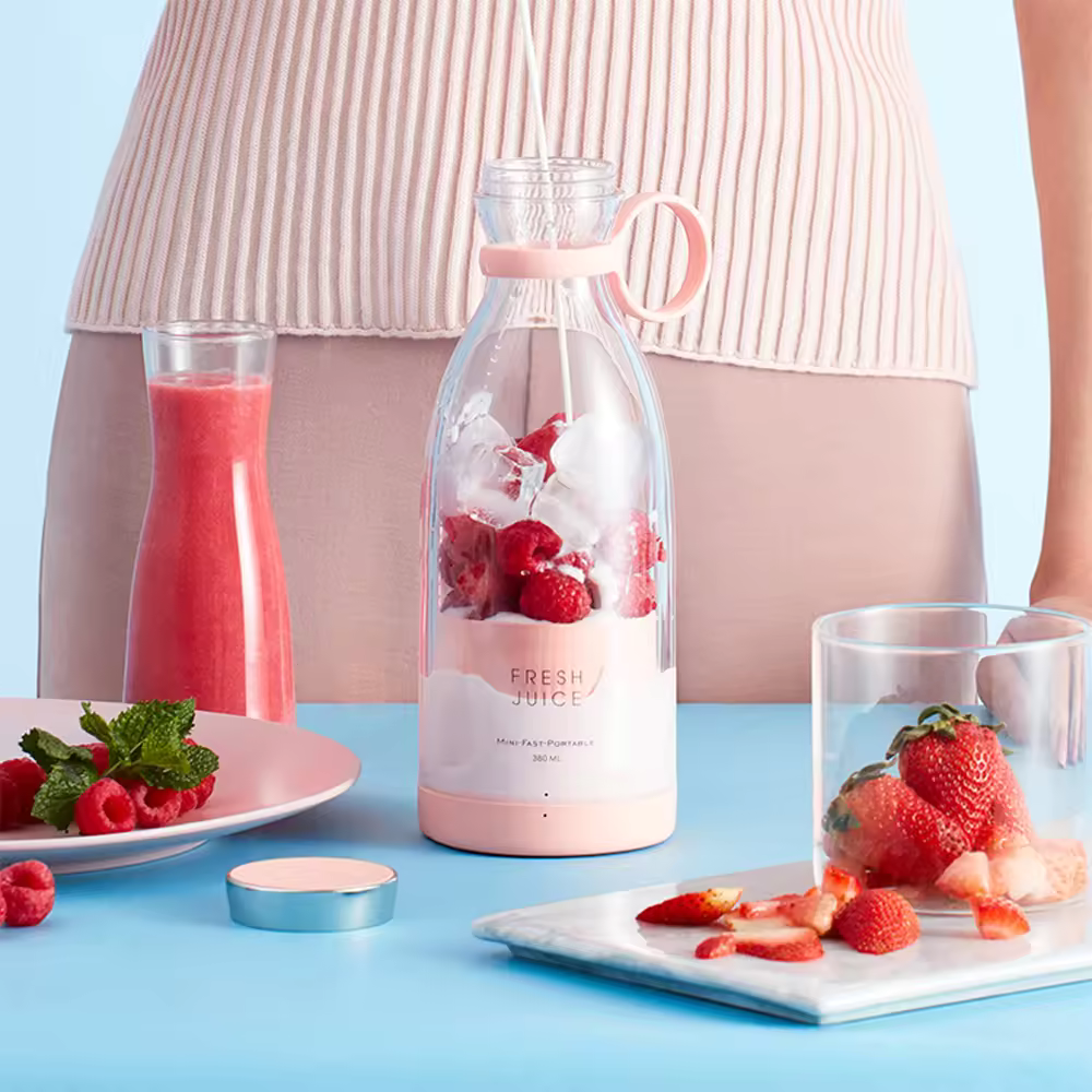 Mini Portable Blender Mixer Juicer & Smoothie | Magnetic Wireless Charging