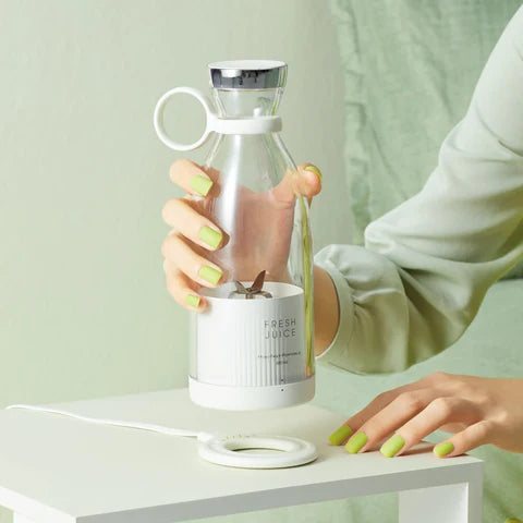 Mini Portable Blender Mixer Juicer & Smoothie | Magnetic Wireless Charging